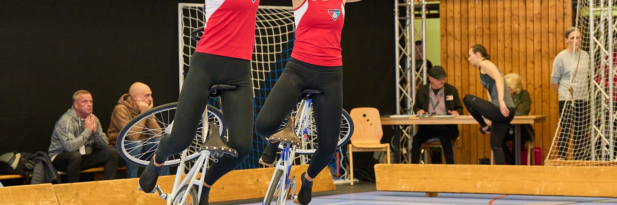 Deutsche Meisterschaft Hallenradsport der Elite: 3x DM-Titel, 4xSilber und 5xBronze für die Sportlerinnen und Sportler aus Baden-Württemberg 