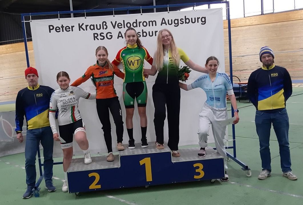 Jugend U17 vom Badischen Radsport Verband beim 1. Länder Vergleichskampf in Augsburg