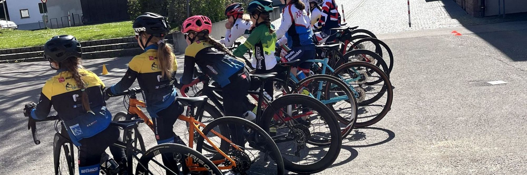 Girls on Bikes – Techniktraining mit Power und Spaß