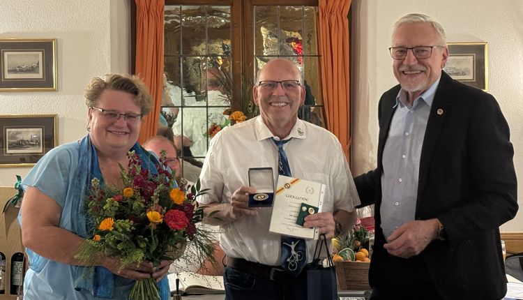 Christof Häringer mit Goldener Verdienstmedaille des BRV ausgezeichnet